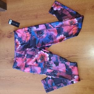 Velocity leggings flower print brand new